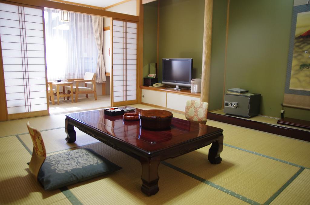 Ryokan Hida Beef Τακαγιάμα Δωμάτιο φωτογραφία